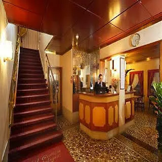 Hotel Gorizia A La Valigia Venice 3*,